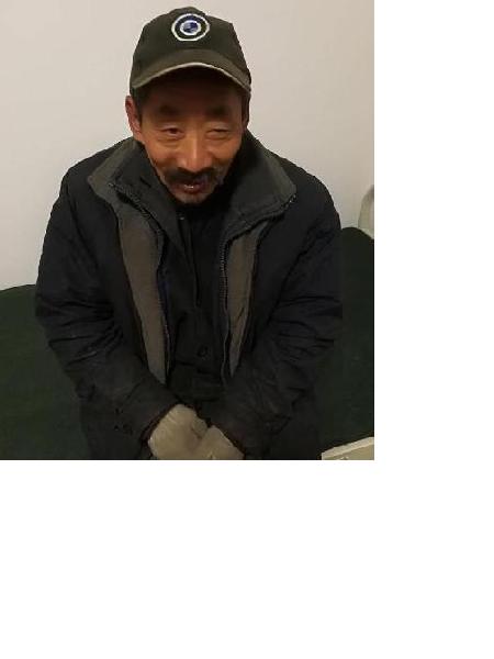 流浪人员流浪男照片，让爱回家