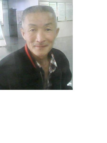 流浪人员张来福照片，让爱回家
