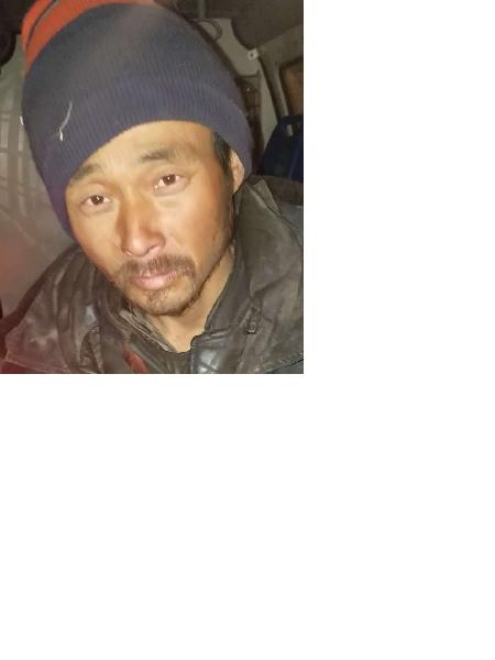 流浪人员无名男北凤道照片，让爱回家