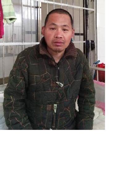 流浪人员杨德生照片，让爱回家