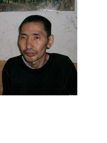 流浪人员郴伍十一照片，让爱回家