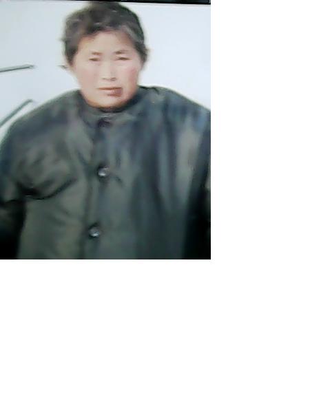 流浪人员陈彦华照片，让爱回家
