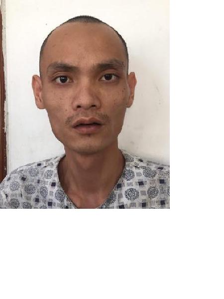 流浪人员王晓山照片，让爱回家