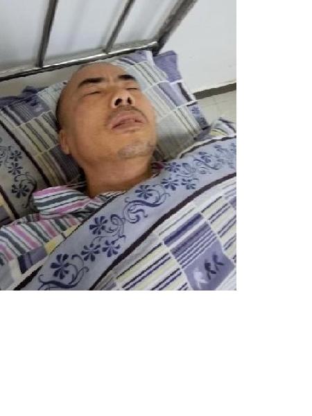流浪人员警男170214照片，让爱回家