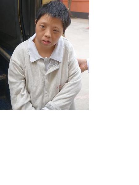 流浪人员助初八照片，让爱回家
