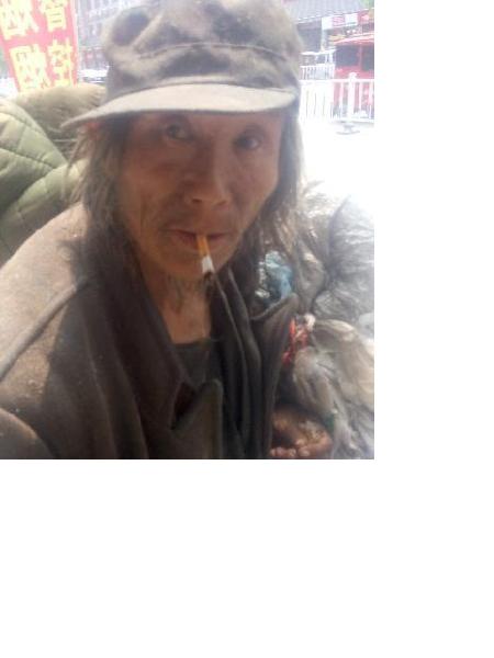 流浪人员无名氏08号照片，让爱回家