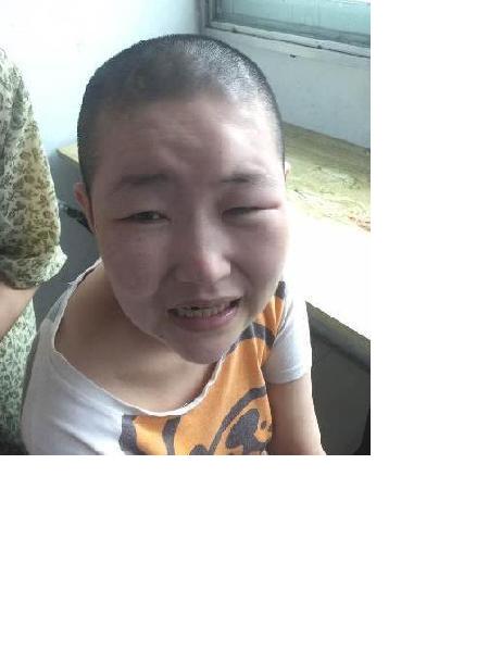 流浪人员甘吾清照片，让爱回家