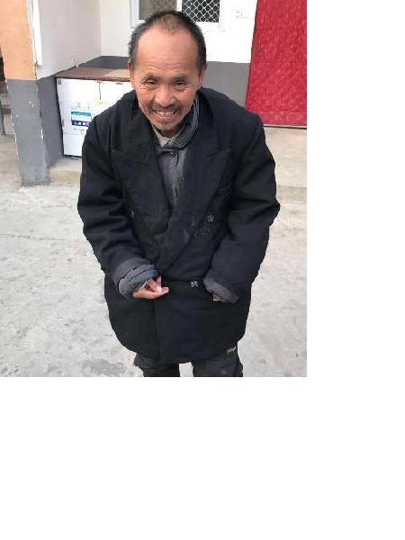 流浪人员无名氏留48照片，让爱回家