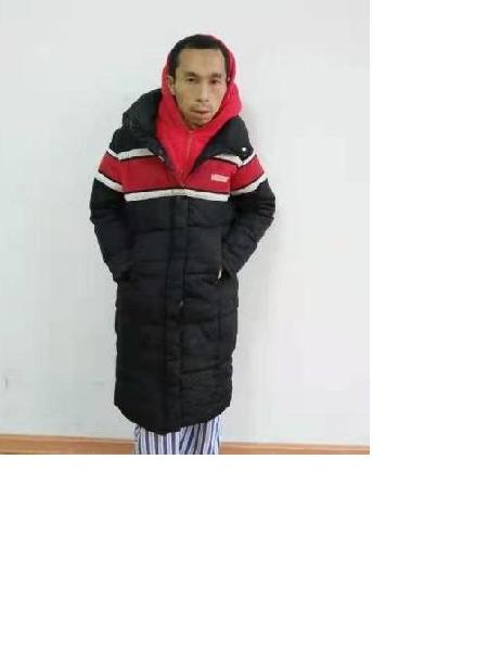 流浪人员龙一二九照片，让爱回家