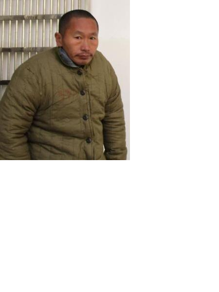 流浪人员流浪男45照片，让爱回家