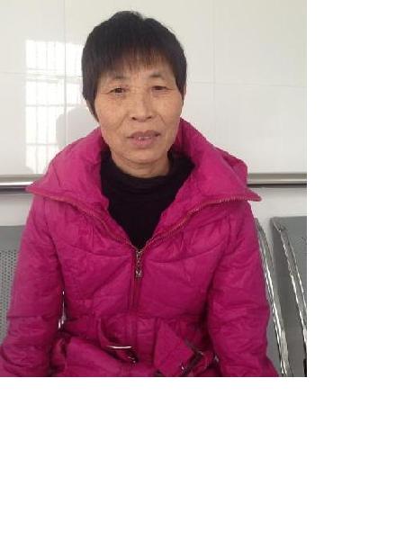 流浪人员无名女照片，让爱回家