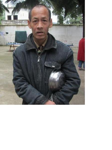 流浪人员流浪64照片，让爱回家