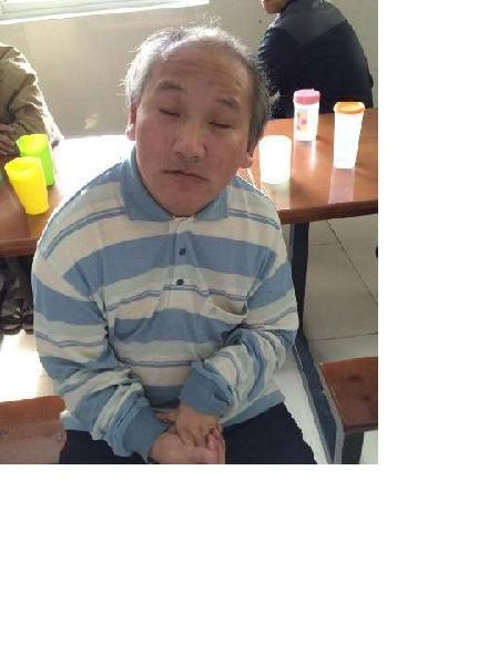 流浪人员汪阿云照片，让爱回家