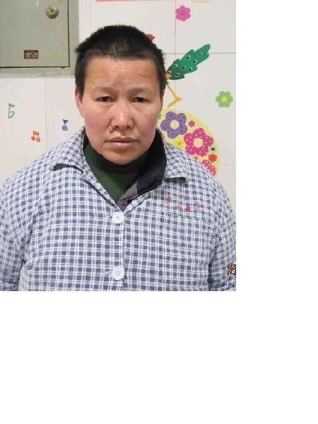 流浪人员北女照片，让爱回家
