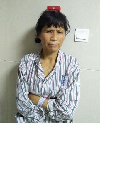 流浪人员救助女170527B照片，让爱回家