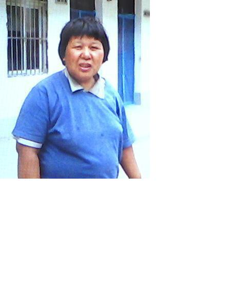 流浪人员王萍照片，让爱回家