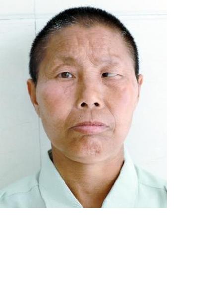 流浪人员北京站照片，让爱回家