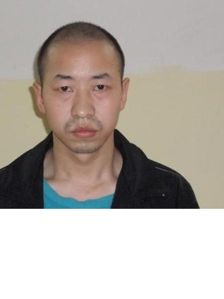 流浪人员杨明照片，让爱回家