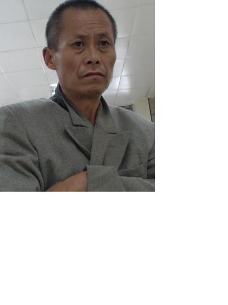 流浪人员党八鱼照片，让爱回家