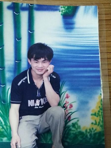 失踪人员刘勇照片，让爱回家