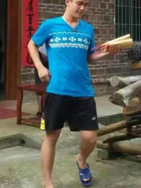 失踪人员李毅丰照片，让爱回家