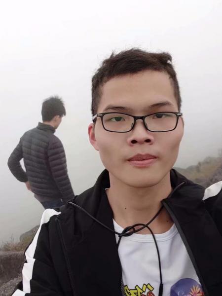 失踪人员谢天翔照片，让爱回家