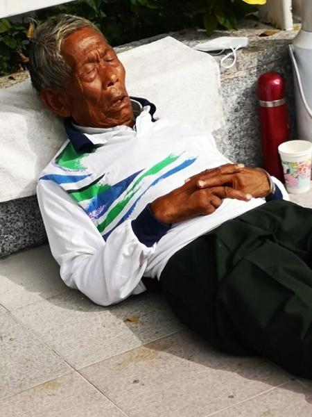 流浪人员孙均文照片，让爱回家