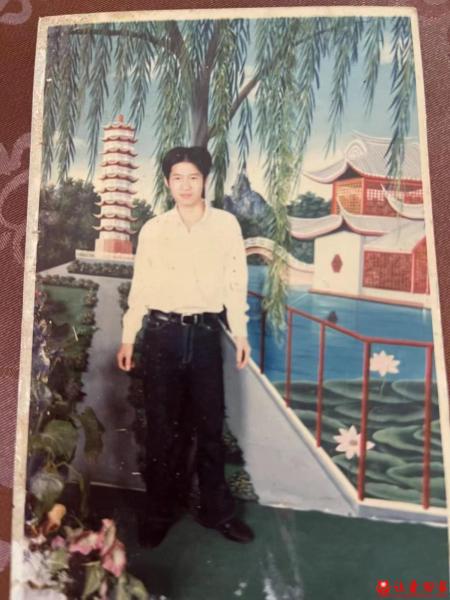 失踪人员余小明照片，让爱回家