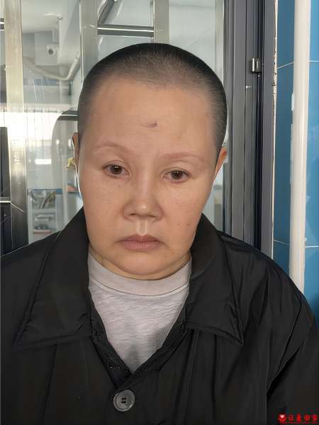 失踪人员何忆莲照片，让爱回家