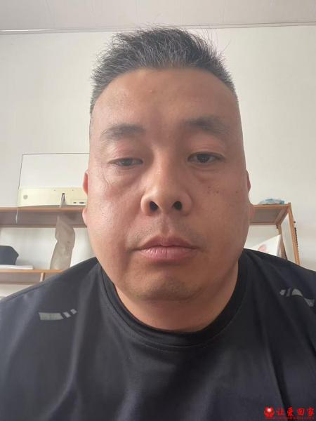 失踪人员小杰照片，让爱回家