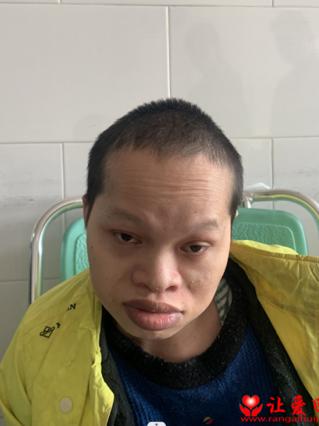 失踪人员卢庆伟照片，让爱回家