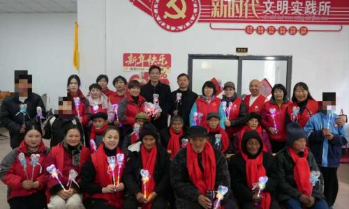 情暖元旦 爱满文港 ——南昌市让爱回家志愿者协会联合让爱回家文港服务队开展暖心慰问活动