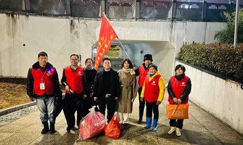 寒冬送温暖 ——铅山县让爱回家志愿者协会“燃冬”专项救助行动圆满收官