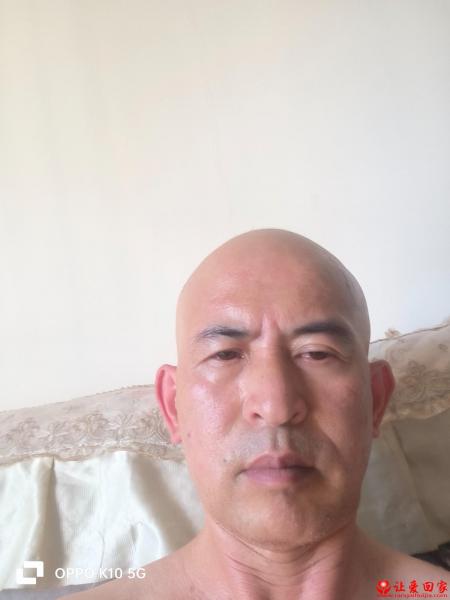 失踪人员唐诗刚照片，让爱回家